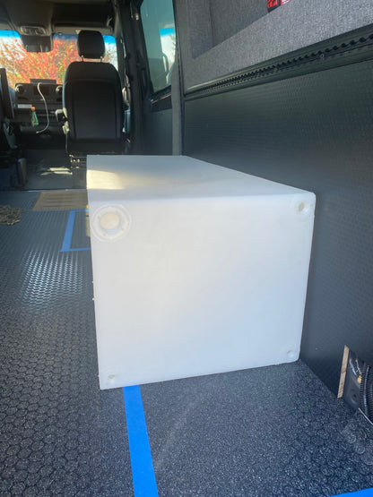 Sprinter Dually Wheel Well Water Tank (32 Gallon)