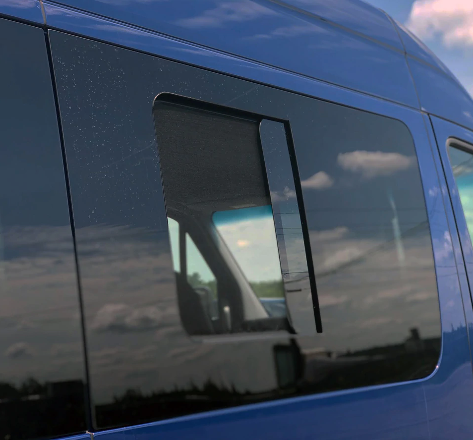 AMA Passenger Sliding Door Half-Slider Window for Mercedes Sprinter (2007-present)